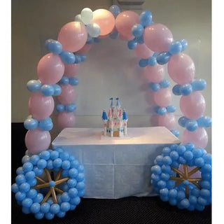 Carriage Cake Table Balloon Decor