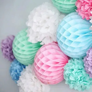 Decorating with Honeycomb Balls