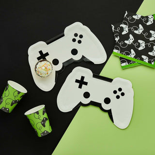 Game On! Controller Shaped Plates - 8 Pkt