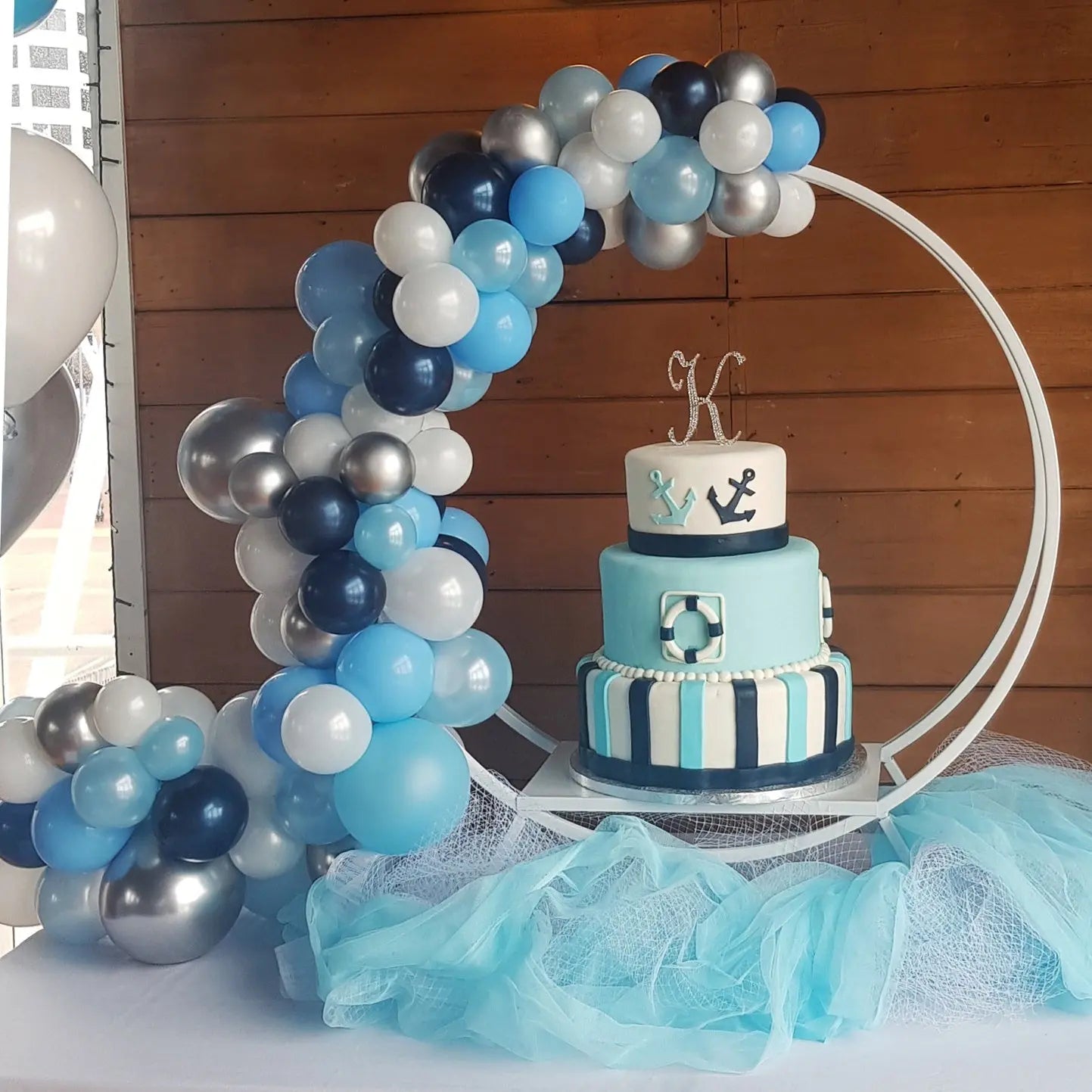 Organic Balloon Garland Cake Stand Hire – Build a Birthday NZ
